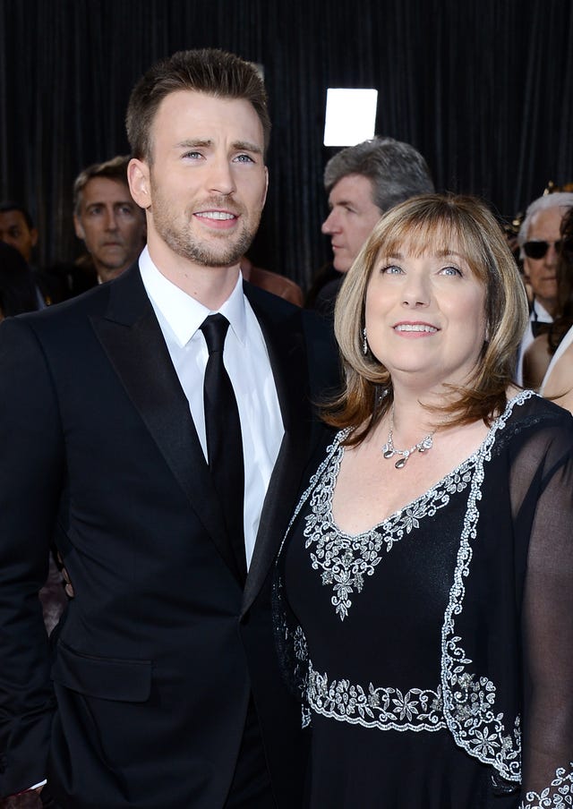Chris Evans and Lisa Evans